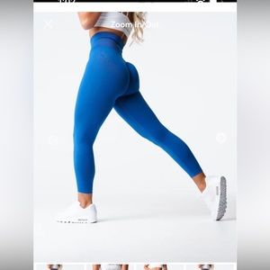 NVGTN solid seamless leggings. Midnight blue